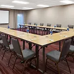Courtyard By Marriott Pittsburgh Airport