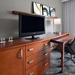 Courtyard By Marriott Pittsburgh Airport