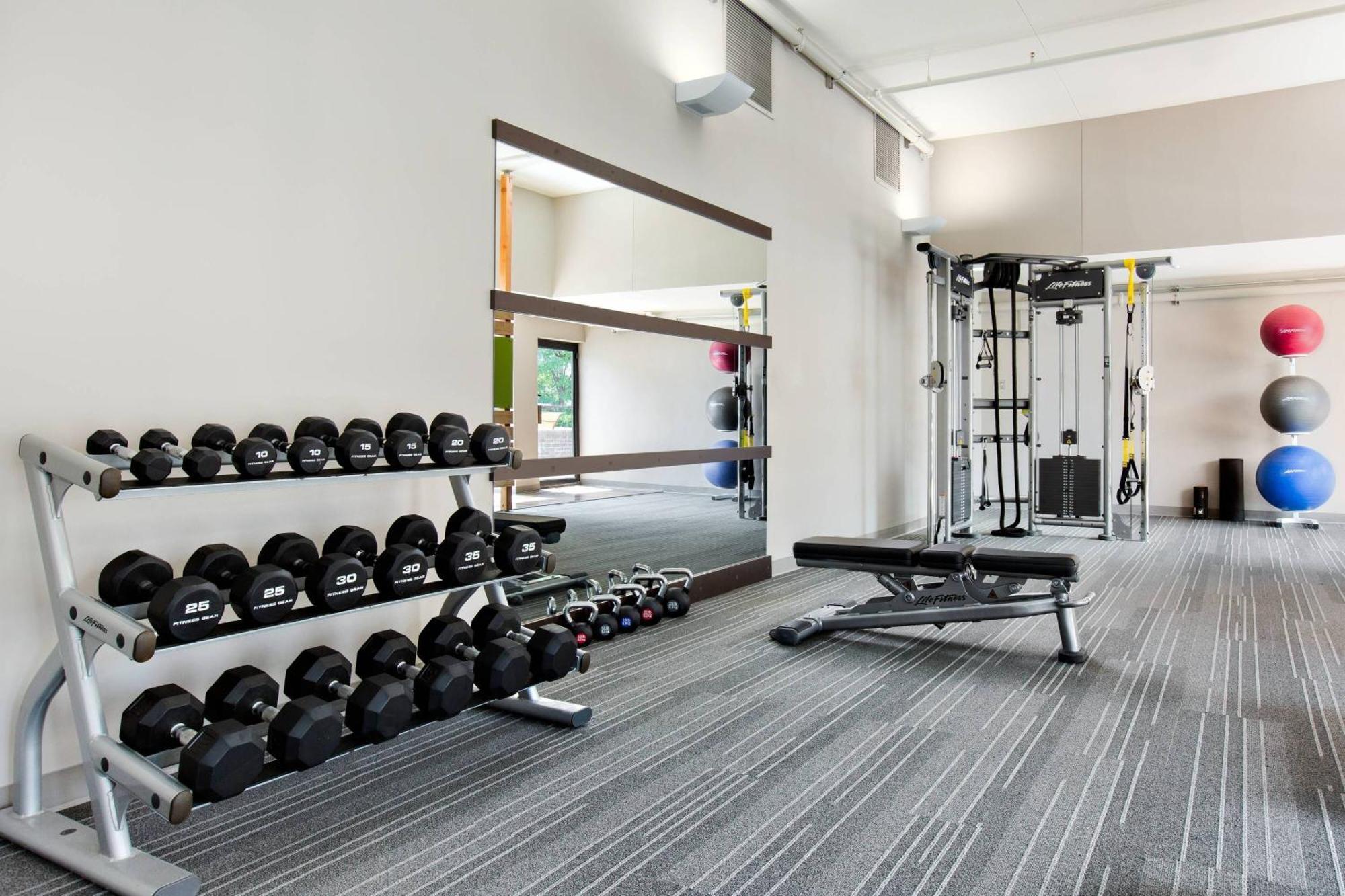 Hotel Courtyard By Marriott Pittsburgh Airport 3*