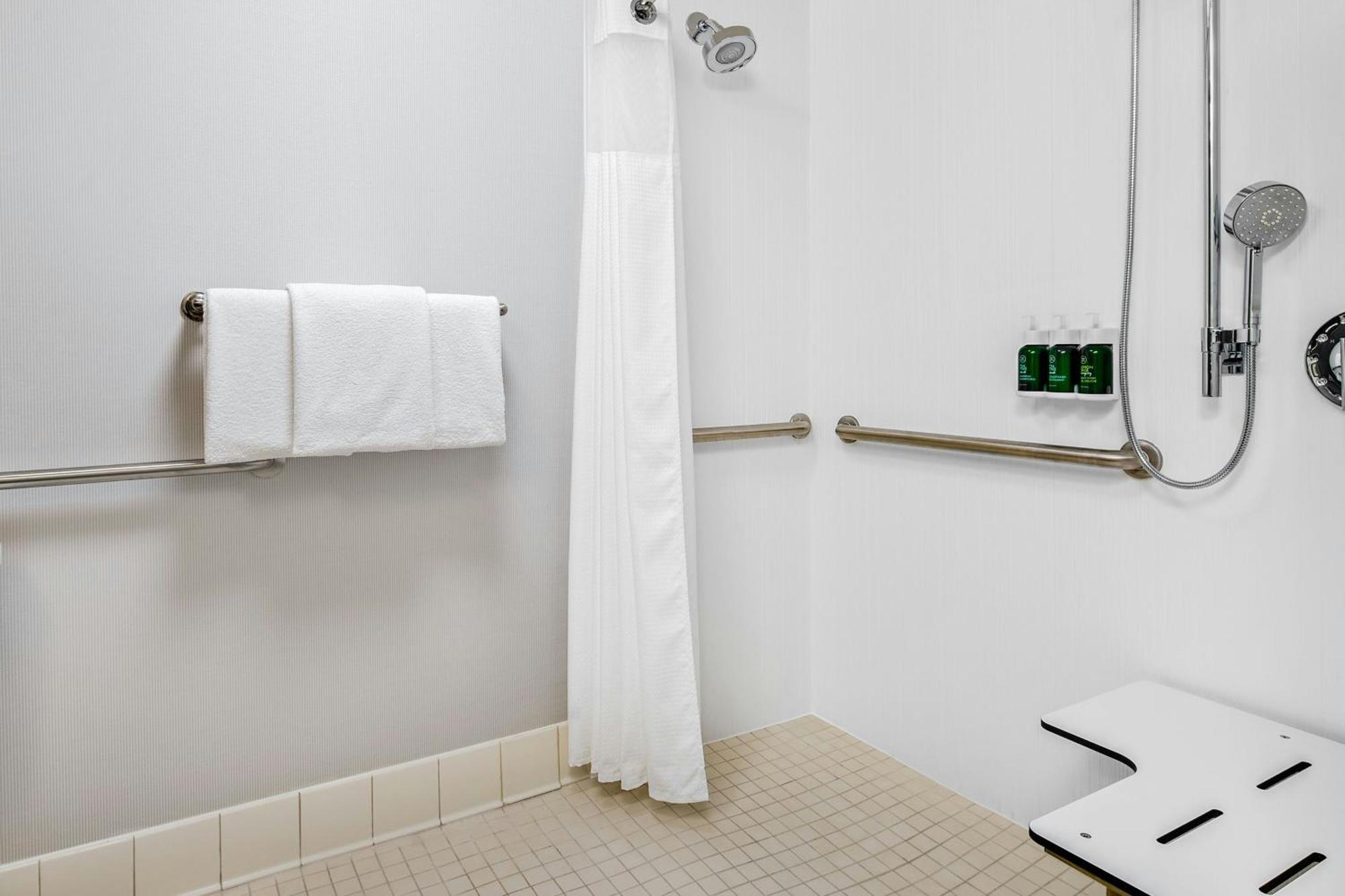 Courtyard By Marriott Pittsburgh Airport Hotel Coraopolis